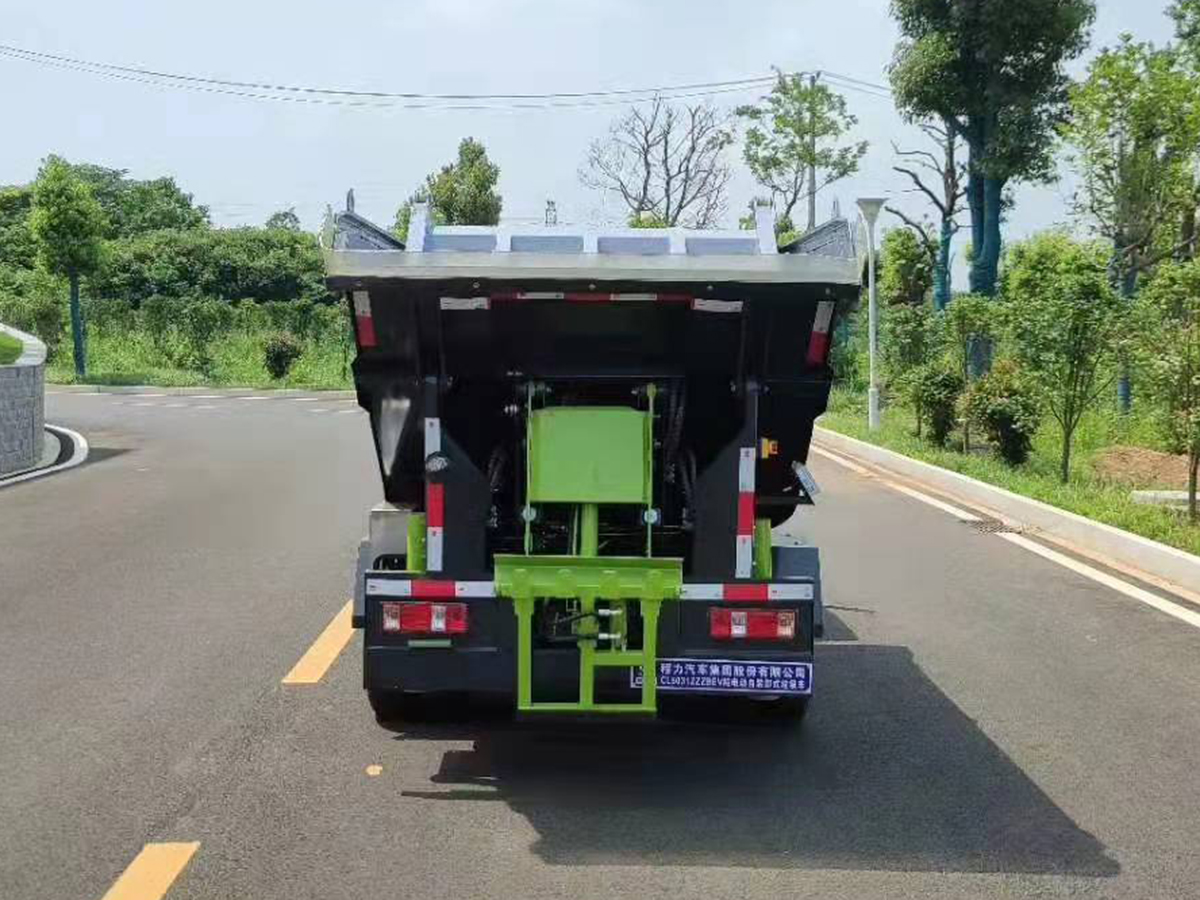 東風(fēng)純電動(dòng)自裝卸垃圾車