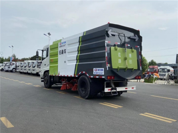 國六東風(fēng)天錦12方掃路車