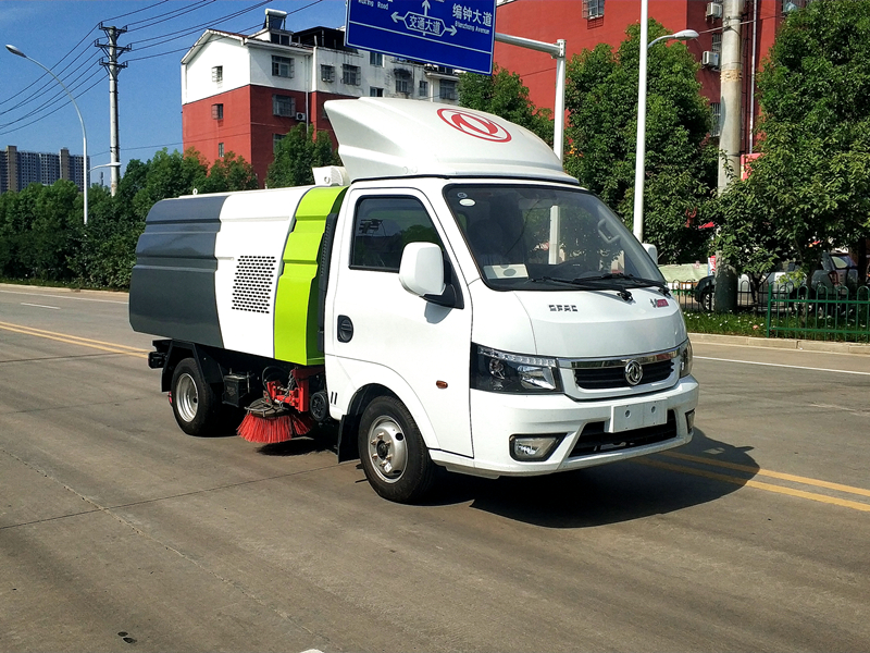 東風途逸掃路車國VI藍牌柴油機